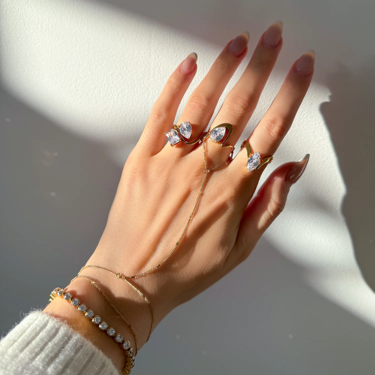 Seraphina Hand Chain - Image 2